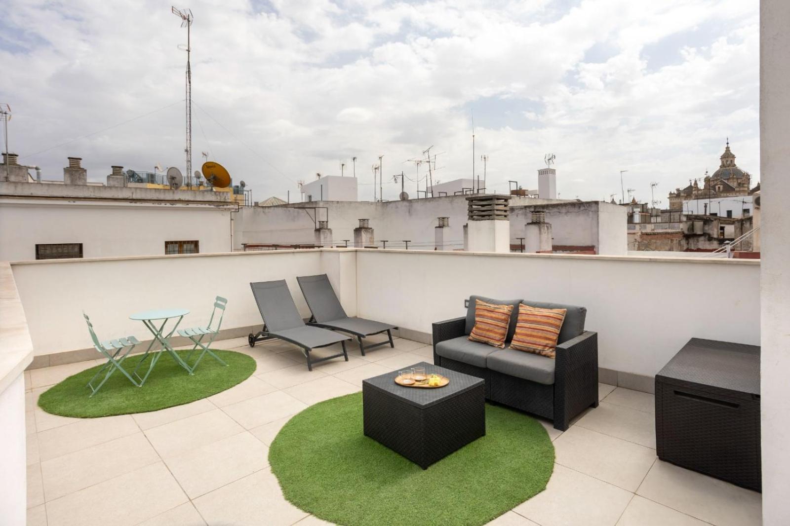 Private & Pool Goyeneta Sevilla Urban Apartment Экстерьер фото