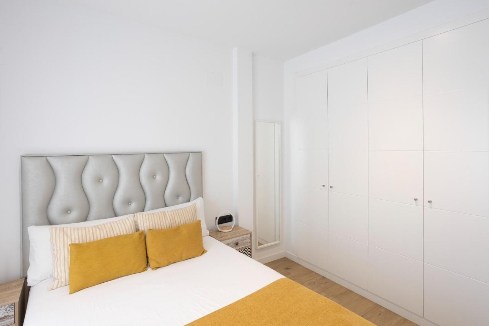Private & Pool Goyeneta Sevilla Urban Apartment Экстерьер фото